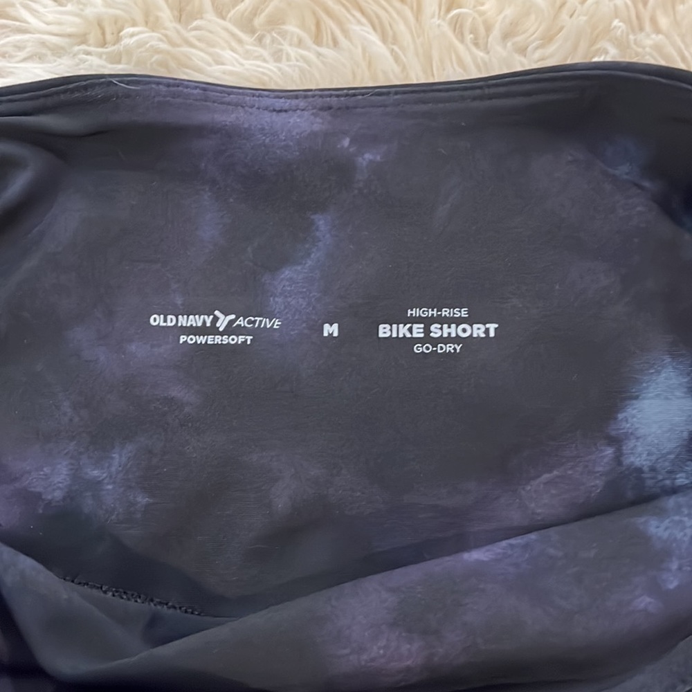 High Rise Bike Shorts - Picture 2 of 2